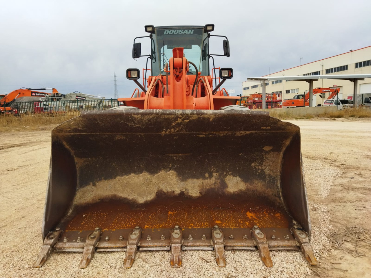 DOOSAN DL300 - Ελαστιχοφόρος φορτωτής: φωτογραφία 4 DOOSAN DL300 - Ελαστιχοφόρος φορτωτής: φωτογραφία 4