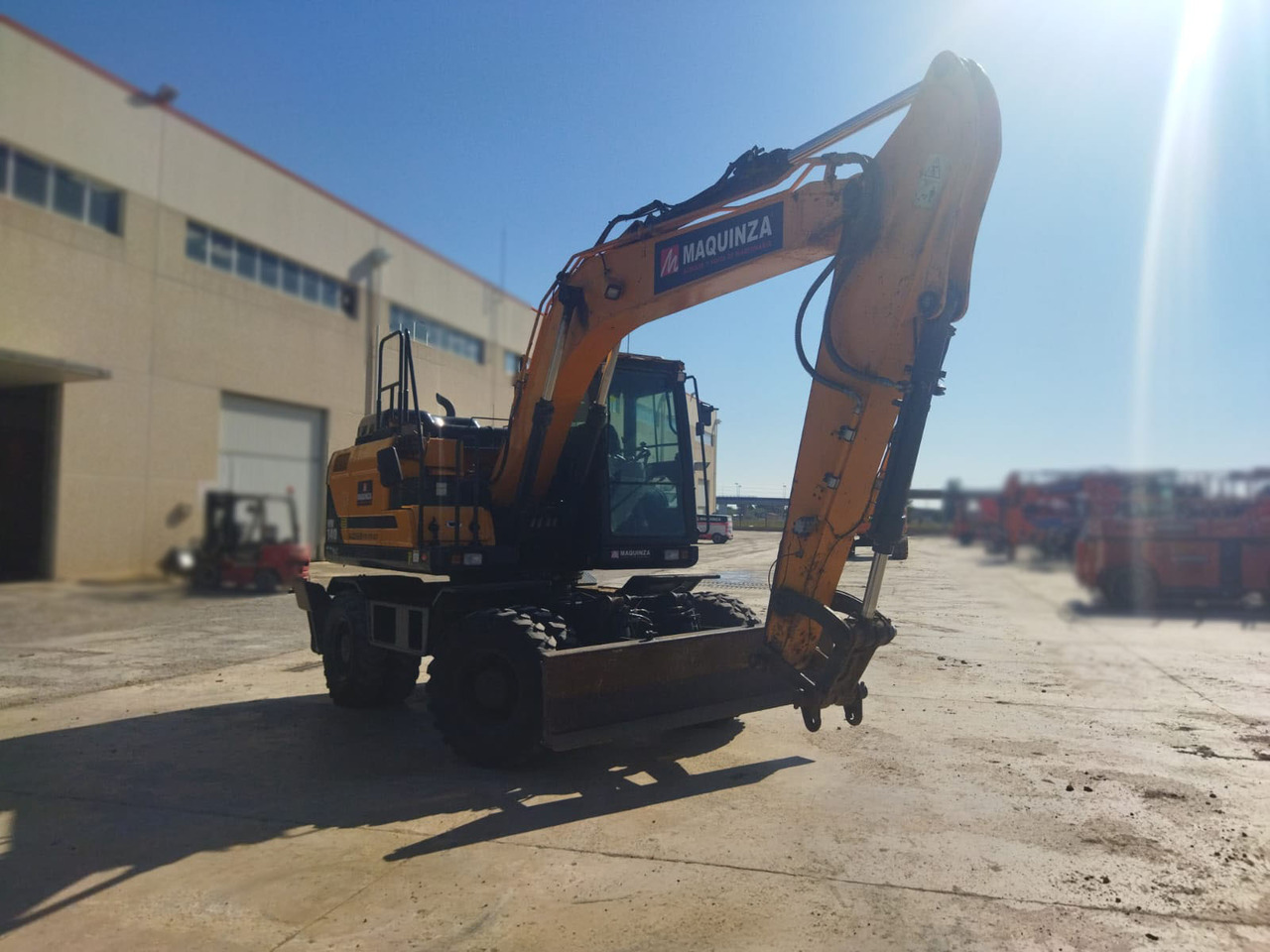 HYUNDAI HW140 - Τροχοφόρος εκσκαφέας: φωτογραφία 5 HYUNDAI HW140 - Τροχοφόρος εκσκαφέας: φωτογραφία 5