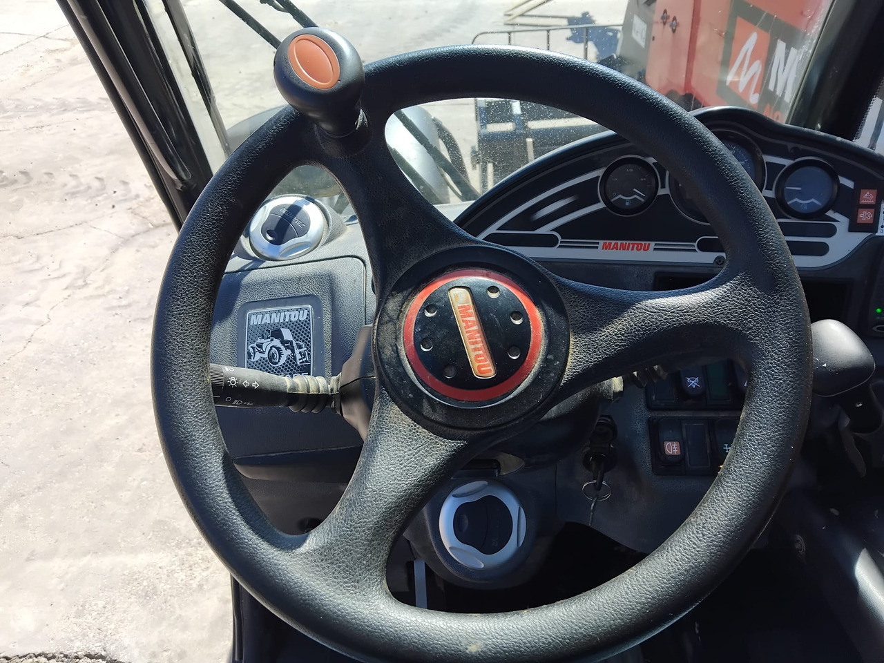 Τηλεσκοπικός φορτωτής MANITOU MT733 EASY 75D: φωτογραφία 10 Τηλεσκοπικός φορτωτής MANITOU MT733 EASY 75D: φωτογραφία 10