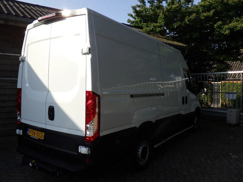 Iveco Daily 35S14 L3/ H2 Hi Matic Automaat / Trekhaak - Βαν: φωτογραφία 3 Iveco Daily 35S14 L3/ H2 Hi Matic Automaat / Trekhaak - Βαν: φωτογραφία 3