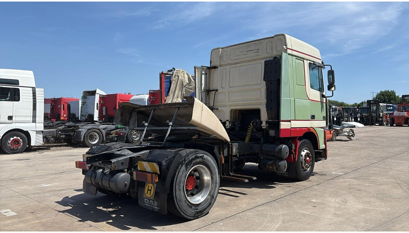 DAF XF 95.430 (EURO 3 / BOITE MANUELLE / MANUAL GEARBOX) - Τράκτορας: φωτογραφία 5 DAF XF 95.430 (EURO 3 / BOITE MANUELLE / MANUAL GEARBOX) - Τράκτορας: φωτογραφία 5