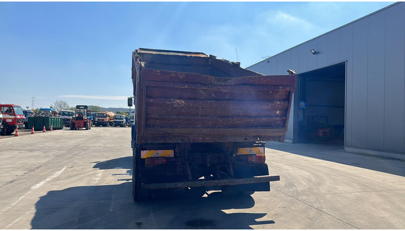 Iveco MAGIRUS 260 - 34 (LIVRAISON GRATUITE AU PORT D'ANVERS / POMPE MANUELLE) - Φορτηγό ανατρεπόμενο: φωτογραφία 5 Iveco MAGIRUS 260 - 34 (LIVRAISON GRATUITE AU PORT D'ANVERS / POMPE MANUELLE) - Φορτηγό ανατρεπόμενο: φωτογραφία 5