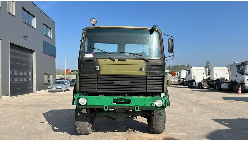 Iveco Magirus 110 - 16 (4X4 / 57000 KM / LAMES / GRAND PONT / 6 CYLINDRES EN LIGNE !! / MANUAL PUMP) - Φορτηγό σασί: φωτογραφία 2 Iveco Magirus 110 - 16 (4X4 / 57000 KM / LAMES / GRAND PONT / 6 CYLINDRES EN LIGNE !! / MANUAL PUMP) - Φορτηγό σασί: φωτογραφία 2