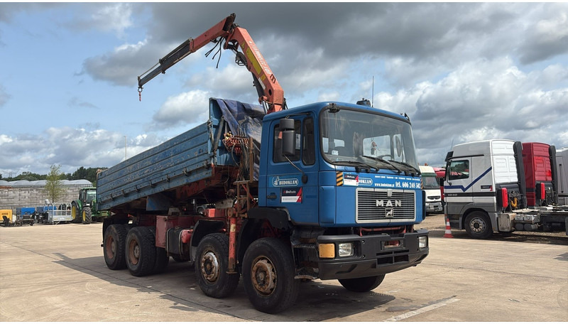MAN 35.362 (6 CYLINDER / MANUAL PUMP / 8X4 / FALFINGER CRANE PK80 / STEEL SUSP.) - Φορτηγό ανατρεπόμενο, Φορτηγό με γερανό: φωτογραφία 3 MAN 35.362 (6 CYLINDER / MANUAL PUMP / 8X4 / FALFINGER CRANE PK80 / STEEL SUSP.) - Φορτηγό ανατρεπόμενο, Φορτηγό με γερανό: φωτογραφία 3