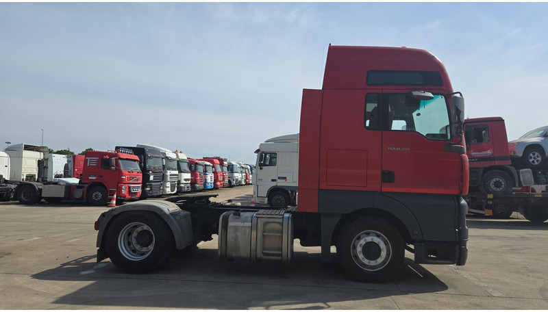 MAN TGA 18.390 (BOITE MANUELLE / MANUAL GEARBOX / PTO / POMPE HYDRAULIQUE) - Τράκτορας: φωτογραφία 4 MAN TGA 18.390 (BOITE MANUELLE / MANUAL GEARBOX / PTO / POMPE HYDRAULIQUE) - Τράκτορας: φωτογραφία 4