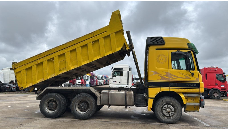 Mercedes-Benz ACTROS 2640 (EPS / LAMES / GRAND PONT / 6X4 / 3 PEDALES) - Φορτηγό ανατρεπόμενο: φωτογραφία 3 Mercedes-Benz ACTROS 2640 (EPS / LAMES / GRAND PONT / 6X4 / 3 PEDALES) - Φορτηγό ανατρεπόμενο: φωτογραφία 3
