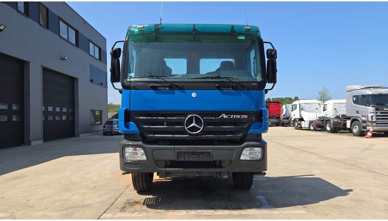 Mercedes-Benz Actros 2636 (MP2 / LAMES / STEEL SUSP. / BOITE MANUELLE / RETARDER !! / TRES PROPRE) - Φορτηγό σασί: φωτογραφία 2 Mercedes-Benz Actros 2636 (MP2 / LAMES / STEEL SUSP. / BOITE MANUELLE / RETARDER !! / TRES PROPRE) - Φορτηγό σασί: φωτογραφία 2