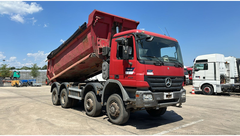 Mercedes-Benz Actros 4141 (8X6 / LAMES / STEEL / BIG AXLE / GRAND PONT / TAMBOURS / MANUAL GETRIEBE / MANUAL GEARBOX) - Φορτηγό ανατρεπόμενο: φωτογραφία 3 Mercedes-Benz Actros 4141 (8X6 / LAMES / STEEL / BIG AXLE / GRAND PONT / TAMBOURS / MANUAL GETRIEBE / MANUAL GEARBOX) - Φορτηγό ανατρεπόμενο: φωτογραφία 3