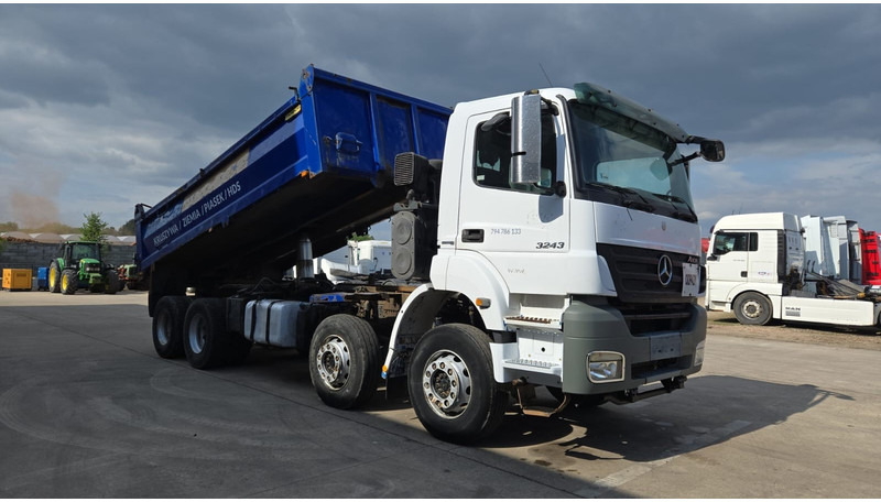 Mercedes-Benz Axor 3243 (BOITE MANUELLE / MANUAL GEARBOX / LAMES / 8X4 / MANUAL GETRIEBE) - Φορτηγό ανατρεπόμενο: φωτογραφία 4 Mercedes-Benz Axor 3243 (BOITE MANUELLE / MANUAL GEARBOX / LAMES / 8X4 / MANUAL GETRIEBE) - Φορτηγό ανατρεπόμενο: φωτογραφία 4