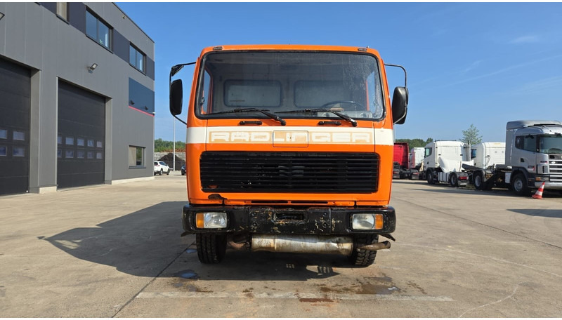Mercedes-Benz SK 1619 (12.400L / GERMAN TRUCK / CAMION ALLEMAGNE / LAMES / GRAND PONT / V6) - Φορτηγό βυτιοφόρο: φωτογραφία 2 Mercedes-Benz SK 1619 (12.400L / GERMAN TRUCK / CAMION ALLEMAGNE / LAMES / GRAND PONT / V6) - Φορτηγό βυτιοφόρο: φωτογραφία 2