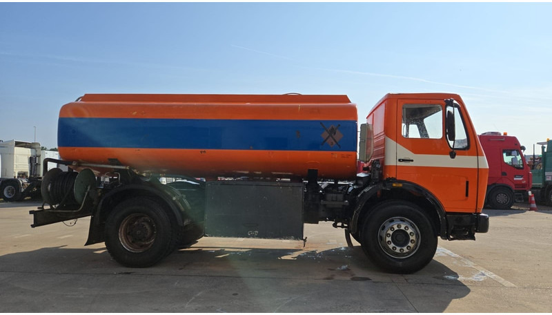 Mercedes-Benz SK 1619 (12.400L / GERMAN TRUCK / CAMION ALLEMAGNE / LAMES / GRAND PONT / V6) - Φορτηγό βυτιοφόρο: φωτογραφία 4 Mercedes-Benz SK 1619 (12.400L / GERMAN TRUCK / CAMION ALLEMAGNE / LAMES / GRAND PONT / V6) - Φορτηγό βυτιοφόρο: φωτογραφία 4