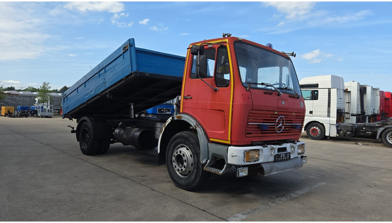 Mercedes-Benz SK 1624 (V8 / LAMES / GRAND PONT / STEEL SUSP. / BIG AXLE) - Φορτηγό ανατρεπόμενο: φωτογραφία 3 Mercedes-Benz SK 1624 (V8 / LAMES / GRAND PONT / STEEL SUSP. / BIG AXLE) - Φορτηγό ανατρεπόμενο: φωτογραφία 3