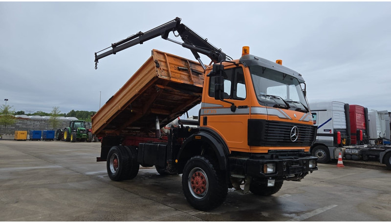 Mercedes-Benz SK 1735 (V8 2X TURBO / 4X4 / PARFAIT ETAT !!!! / GRUE / LAMES / GRAND PONT / TOP CONDITION !!!) - Φορτηγό ανατρεπόμενο, Φορτηγό με γερανό: φωτογραφία 3 Mercedes-Benz SK 1735 (V8 2X TURBO / 4X4 / PARFAIT ETAT !!!! / GRUE / LAMES / GRAND PONT / TOP CONDITION !!!) - Φορτηγό ανατρεπόμενο, Φορτηγό με γερανό: φωτογραφία 3