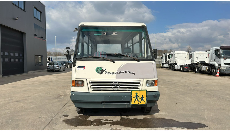 Mercedes-Benz Vario 614 (BELGIAN BUS / MANUAL PUMP / POMPE MANUELLE / BOITE MANUELLE / LAMES) - Αστικό λεωφορείο: φωτογραφία 2 Mercedes-Benz Vario 614 (BELGIAN BUS / MANUAL PUMP / POMPE MANUELLE / BOITE MANUELLE / LAMES) - Αστικό λεωφορείο: φωτογραφία 2