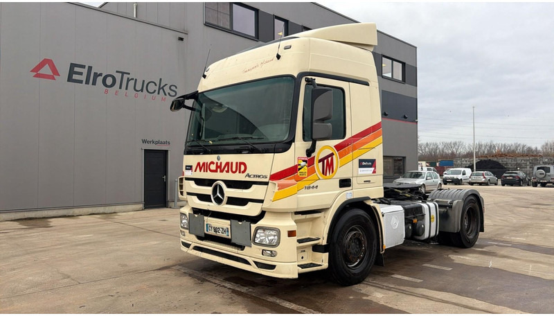Mercedes-Benz actros 1844 (MP3 / CAMION FRANCAIS / PARFAIT ETAT / PTO / FRENCH TRUCK) - Τράκτορας: φωτογραφία 1 Mercedes-Benz actros 1844 (MP3 / CAMION FRANCAIS / PARFAIT ETAT / PTO / FRENCH TRUCK) - Τράκτορας: φωτογραφία 1