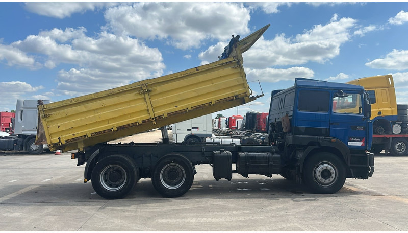 Renault G 330 Manager (GRAND PONT / LAMES / POMPE MANUELLE / MANUAL PUMP) - Φορτηγό ανατρεπόμενο: φωτογραφία 2 Renault G 330 Manager (GRAND PONT / LAMES / POMPE MANUELLE / MANUAL PUMP) - Φορτηγό ανατρεπόμενο: φωτογραφία 2