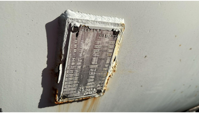 Όχημα εκκένωσης βόθρων Renault Kerax 370 (10970L / CAMION FRANCAIS / VIDANGEUR / 6X4 / LAMES / GRAND PONT): φωτογραφία 14 Όχημα εκκένωσης βόθρων Renault Kerax 370 (10970L / CAMION FRANCAIS / VIDANGEUR / 6X4 / LAMES / GRAND PONT): φωτογραφία 14