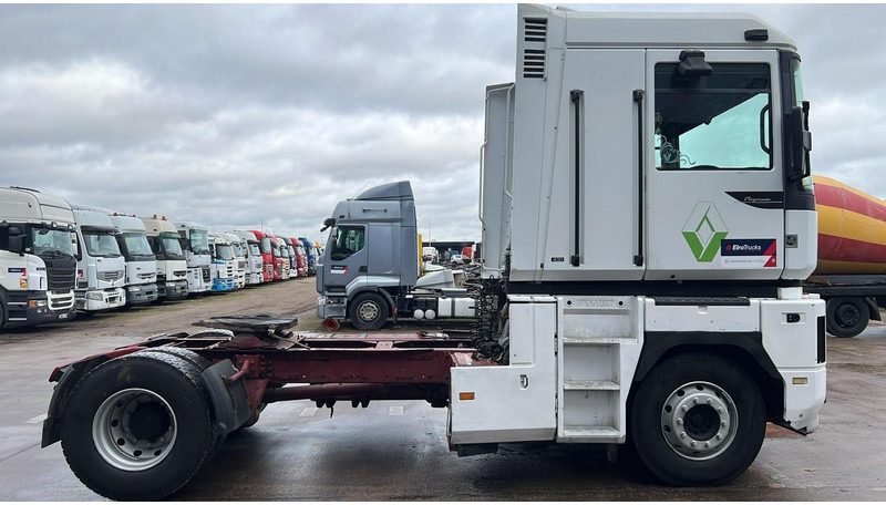 Renault Magnum 430 (BOITE MANUELLE / MANUAL GEARBOX / POMPE MANUELLE / MANUAL PUMP) - Τράκτορας: φωτογραφία 4 Renault Magnum 430 (BOITE MANUELLE / MANUAL GEARBOX / POMPE MANUELLE / MANUAL PUMP) - Τράκτορας: φωτογραφία 4