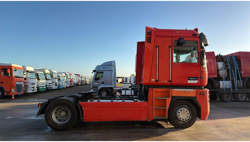 Renault Magnum 440 (PTO / POMPE HYDRAULIQUE / BONNE ETAT) - Τράκτορας: φωτογραφία 3 Renault Magnum 440 (PTO / POMPE HYDRAULIQUE / BONNE ETAT) - Τράκτορας: φωτογραφία 3