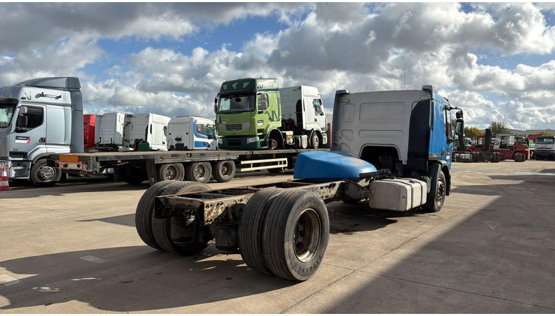 Renault Premium 320 (BOITE MANUELLE / MANUAL GEARBOX) - Φορτηγό σασί: φωτογραφία 4 Renault Premium 320 (BOITE MANUELLE / MANUAL GEARBOX) - Φορτηγό σασί: φωτογραφία 4