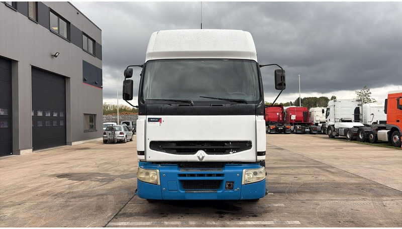 Renault Premium 400 (POMPE MANUELLE / MANUAL PUMP / GRAND PONT / BIG AXLE) - Τράκτορας: φωτογραφία 3 Renault Premium 400 (POMPE MANUELLE / MANUAL PUMP / GRAND PONT / BIG AXLE) - Τράκτορας: φωτογραφία 3