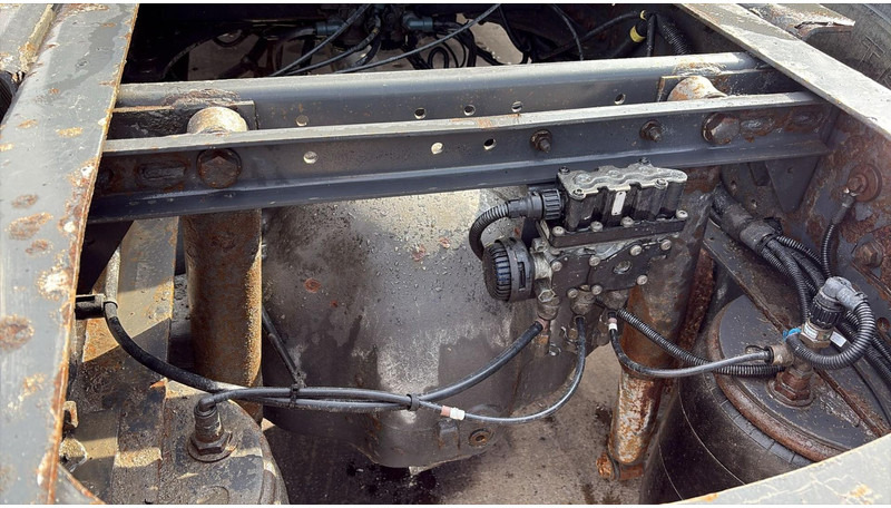 Τράκτορας Renault Premium 450 (BOITE MANUELLE / MANUAL GEARBOX): φωτογραφία 17