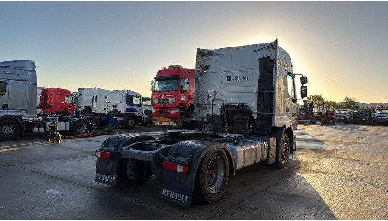 Renault Premium 450 (MANUAL GEARBOX / BOITE MANUELLE) - Τράκτορας: φωτογραφία 4 Renault Premium 450 (MANUAL GEARBOX / BOITE MANUELLE) - Τράκτορας: φωτογραφία 4