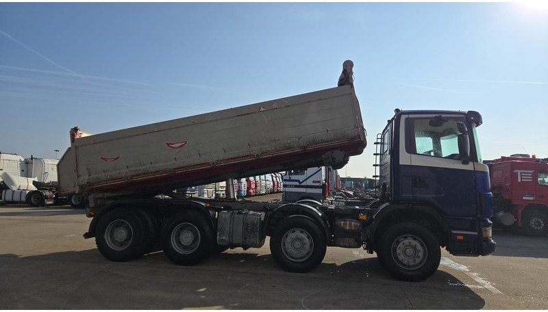 Scania 124-420 (BIG AXLE / GRAND PONT / LAMES / STEEL SUSP. / MANUAL GEARBOX / BOITE MANUELLE) - Φορτηγό ανατρεπόμενο: φωτογραφία 4 Scania 124-420 (BIG AXLE / GRAND PONT / LAMES / STEEL SUSP. / MANUAL GEARBOX / BOITE MANUELLE) - Φορτηγό ανατρεπόμενο: φωτογραφία 4