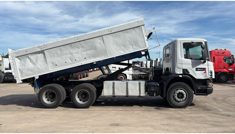 Scania 94 - 260 (BOITE MANUELLE / LAMES / STEEL SUSP. / 6X4 / MANUAL GEARBOX) - Φορτηγό ανατρεπόμενο: φωτογραφία 3 Scania 94 - 260 (BOITE MANUELLE / LAMES / STEEL SUSP. / 6X4 / MANUAL GEARBOX) - Φορτηγό ανατρεπόμενο: φωτογραφία 3