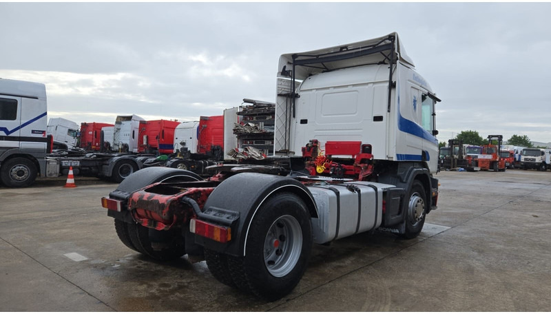 Scania P124 - 360 (POMPE MANUELLE / BOITE MANUELLE / MANUAL PUMP / MANUAL GEARBOX) - Τράκτορας: φωτογραφία 5 Scania P124 - 360 (POMPE MANUELLE / BOITE MANUELLE / MANUAL PUMP / MANUAL GEARBOX) - Τράκτορας: φωτογραφία 5
