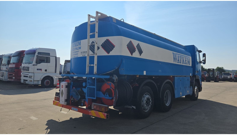Volvo FH 12.380 (20.100 LITERS / PARFAIT ETAT / TOP CONDITION !!! / 6X2 / BOITE MANUELLE) - Φορτηγό βυτιοφόρο: φωτογραφία 5 Volvo FH 12.380 (20.100 LITERS / PARFAIT ETAT / TOP CONDITION !!! / 6X2 / BOITE MANUELLE) - Φορτηγό βυτιοφόρο: φωτογραφία 5