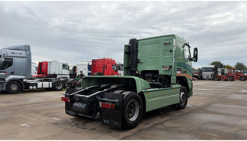 Volvo FH 12.380 (BOITE MANUELLE / MANUAL GEARBOX) - Τράκτορας: φωτογραφία 4 Volvo FH 12.380 (BOITE MANUELLE / MANUAL GEARBOX) - Τράκτορας: φωτογραφία 4