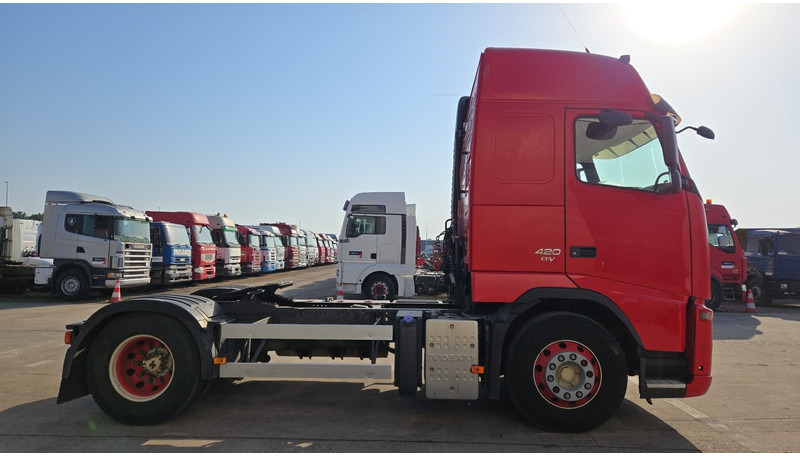 Volvo FH 420 (CLEAN TRUCK / GOOD CONDITION / CHASSIS GOOD) - Τράκτορας: φωτογραφία 4 Volvo FH 420 (CLEAN TRUCK / GOOD CONDITION / CHASSIS GOOD) - Τράκτορας: φωτογραφία 4