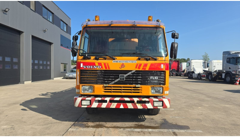 Volvo FL 10 - 320 (10500L + 1500L / 10 TYRES FULL STEEL / HIGH PRESSURE + VACUUM / POMPE MANUELLE / MANUAL PUMP) - Όχημα εκκένωσης βόθρων: φωτογραφία 2 Volvo FL 10 - 320 (10500L + 1500L / 10 TYRES FULL STEEL / HIGH PRESSURE + VACUUM / POMPE MANUELLE / MANUAL PUMP) - Όχημα εκκένωσης βόθρων: φωτογραφία 2