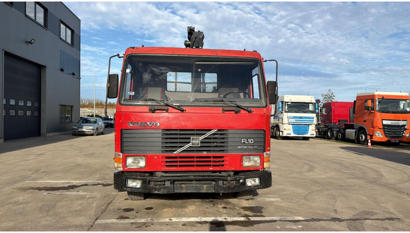 Volvo FL 10 - 320 (MANUAL PUMP / STEEL SUSP. / CRANE / LAMES / POMPE MANUELLE) - Φορτηγό με ανοιχτή καρότσα, Φορτηγό με γερανό: φωτογραφία 2 Volvo FL 10 - 320 (MANUAL PUMP / STEEL SUSP. / CRANE / LAMES / POMPE MANUELLE) - Φορτηγό με ανοιχτή καρότσα, Φορτηγό με γερανό: φωτογραφία 2