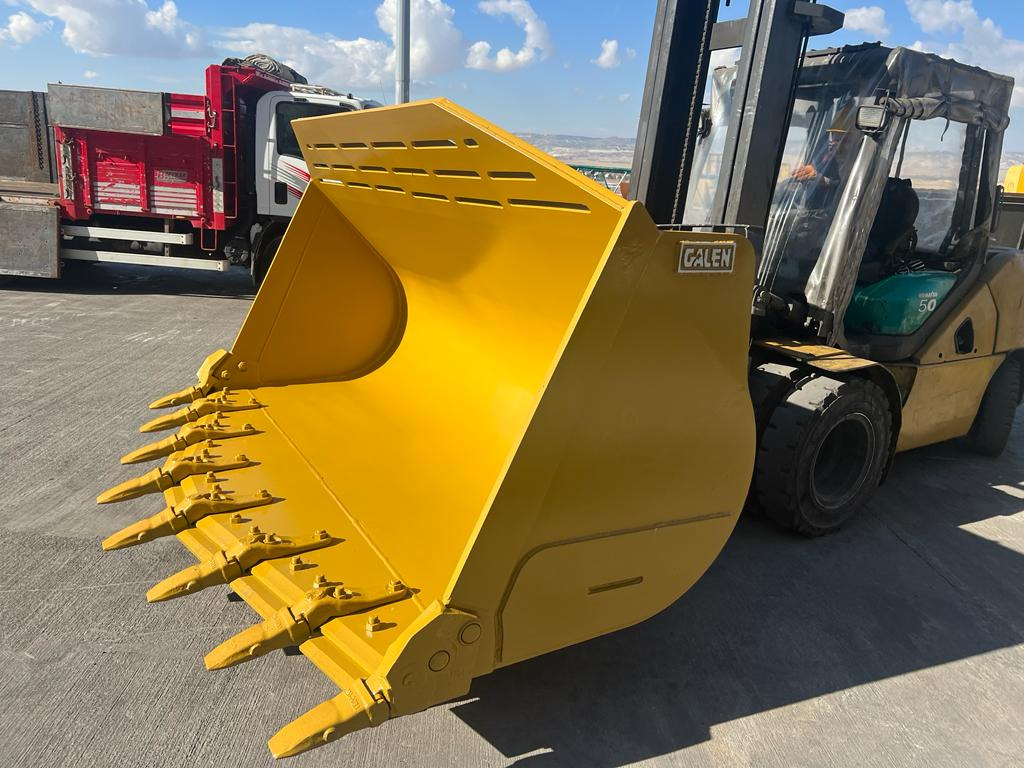 CATERPILLAR 950 Heavy Duty Bucket - Κουβάς για φορτωτή για Ελαστιχοφόρος φορτωτής: φωτογραφία 4 CATERPILLAR 950 Heavy Duty Bucket - Κουβάς για φορτωτή για Ελαστιχοφόρος φορτωτής: φωτογραφία 4