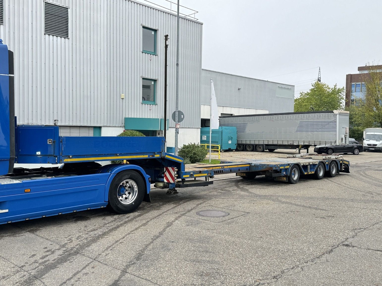 Doll S3L Tele-Tieflader+3,3m Radmulden Lift Lenkachse - Επικαθήμενο με χαμηλό δάπεδο: φωτογραφία 1 Doll S3L Tele-Tieflader+3,3m Radmulden Lift Lenkachse - Επικαθήμενο με χαμηλό δάπεδο: φωτογραφία 1