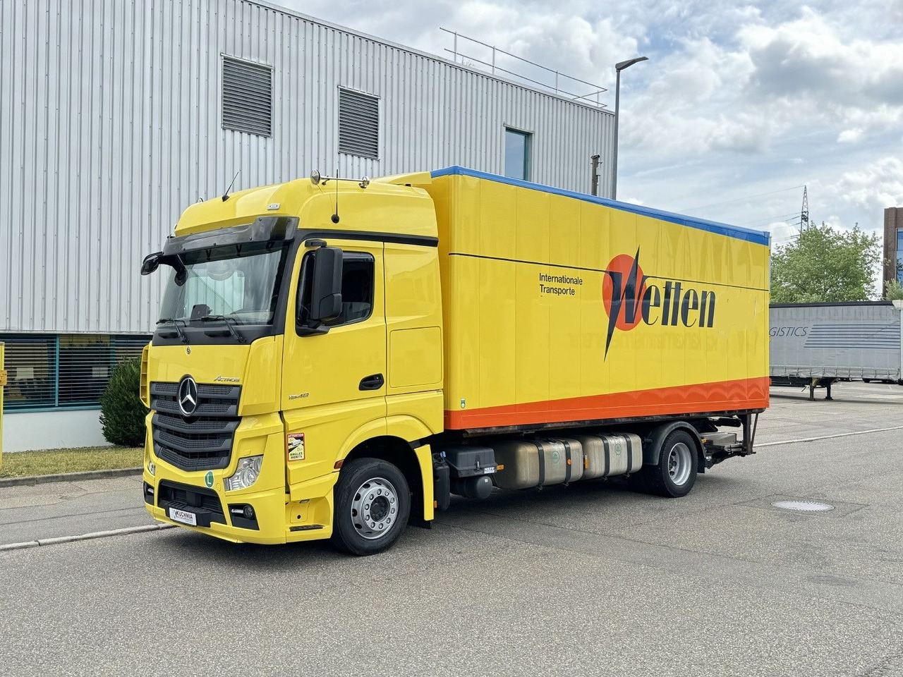 Mercedes-Benz Actros 1848 LL Gr.Haus AWL-Möbelkoffer uLBW - Φορτηγό κόφα: φωτογραφία 2 Mercedes-Benz Actros 1848 LL Gr.Haus AWL-Möbelkoffer uLBW - Φορτηγό κόφα: φωτογραφία 2