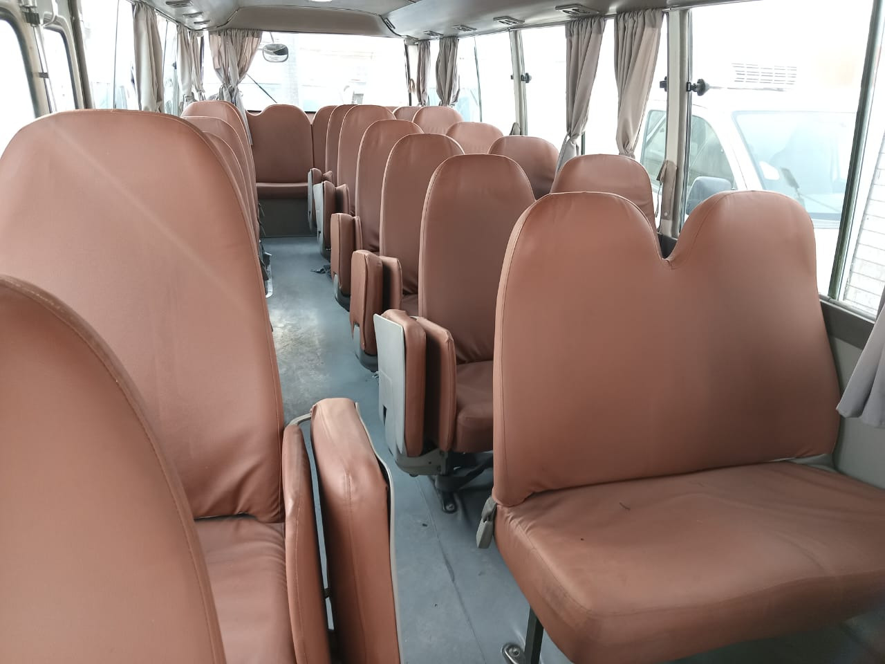 TOYOTA Coaster ... 30 places - diesel - climatisé ... BELGIQUE.. - Μικρό λεωφορείο, Επιβατικό βαν: φωτογραφία 4 TOYOTA Coaster ... 30 places - diesel - climatisé ... BELGIQUE.. - Μικρό λεωφορείο, Επιβατικό βαν: φωτογραφία 4