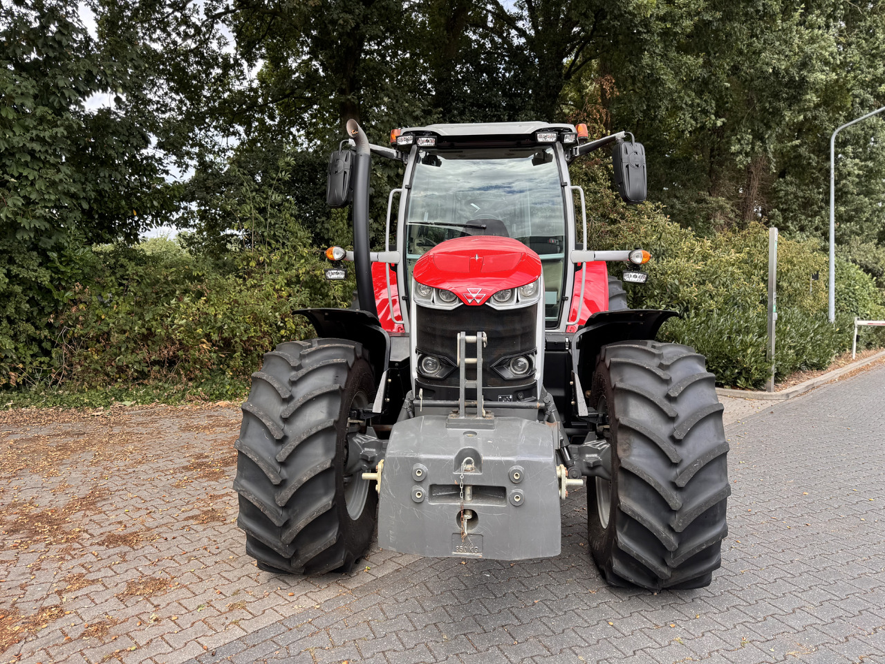 Massey Ferguson 7s.180 Dyna6 Efficient - Τρακτέρ: φωτογραφία 5 Massey Ferguson 7s.180 Dyna6 Efficient - Τρακτέρ: φωτογραφία 5