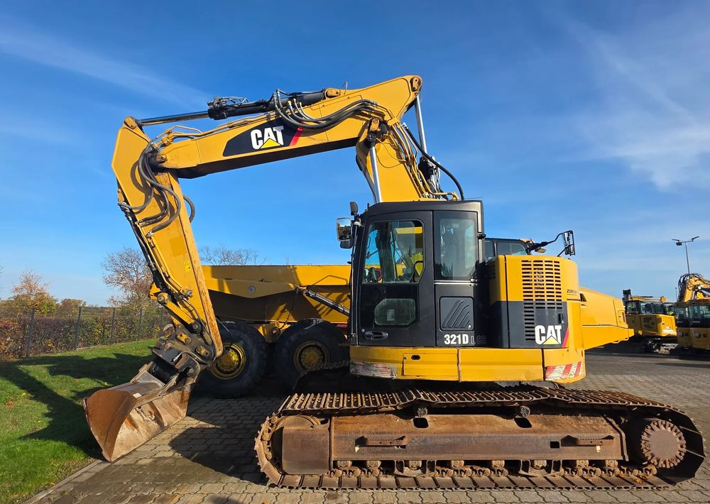 Caterpillar 321D LCR, 2013 ROK, 9300 MTH, 3x łamane ramię - Ερπυστριοφόρος εκσκαφέας: φωτογραφία 2 Caterpillar 321D LCR, 2013 ROK, 9300 MTH, 3x łamane ramię - Ερπυστριοφόρος εκσκαφέας: φωτογραφία 2