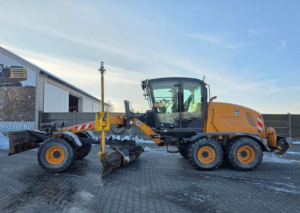 New Holland 836C AWD, 6X6, 2016 ROK, SYSTEM NIWELACJI TRIMBLE 3D - Οδοστρωτήρας: φωτογραφία 2 New Holland 836C AWD, 6X6, 2016 ROK, SYSTEM NIWELACJI TRIMBLE 3D - Οδοστρωτήρας: φωτογραφία 2