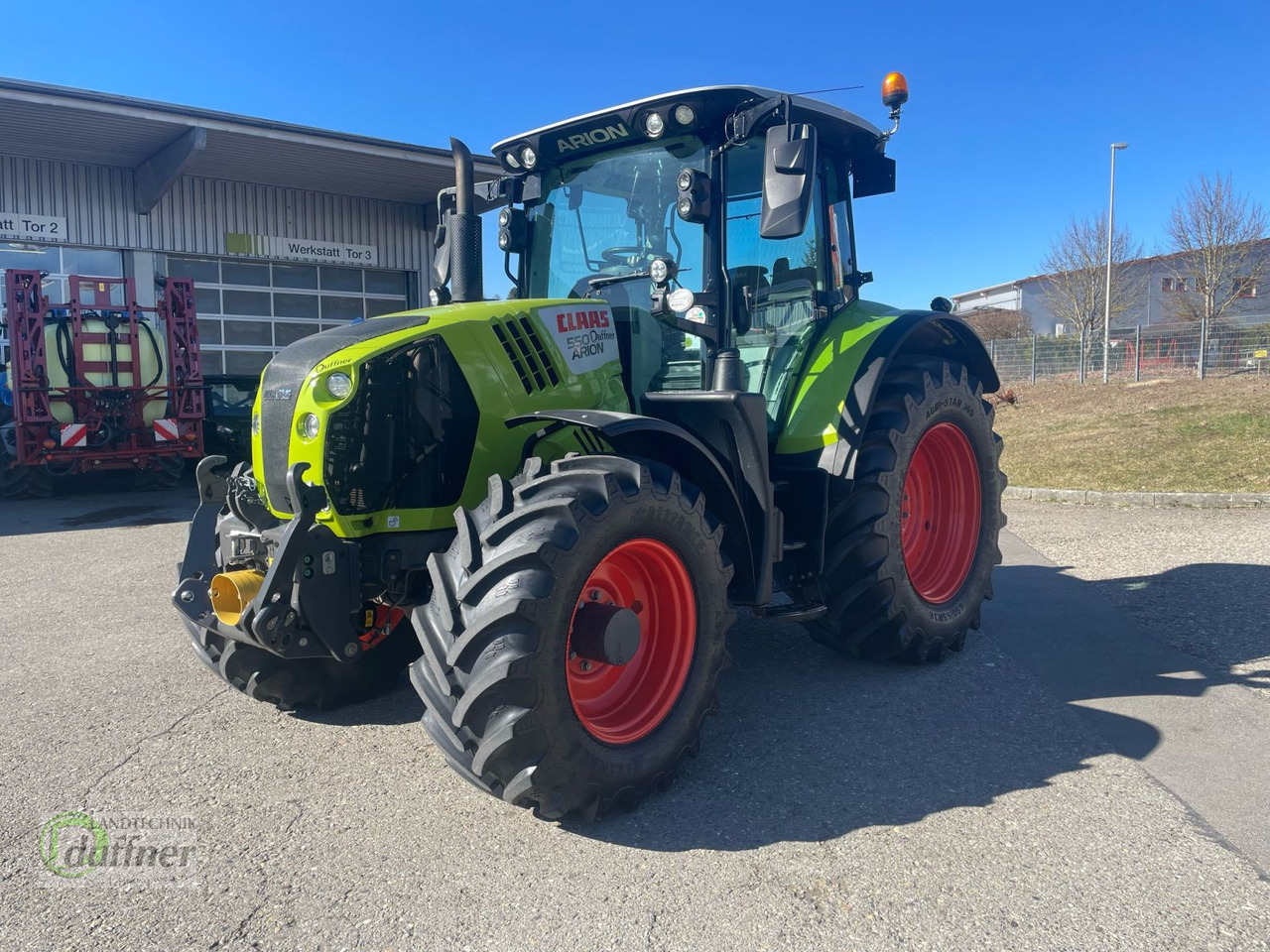 CLAAS Arion 550 CEBIS CMATIC - Τρακτέρ: φωτογραφία 3 CLAAS Arion 550 CEBIS CMATIC - Τρακτέρ: φωτογραφία 3