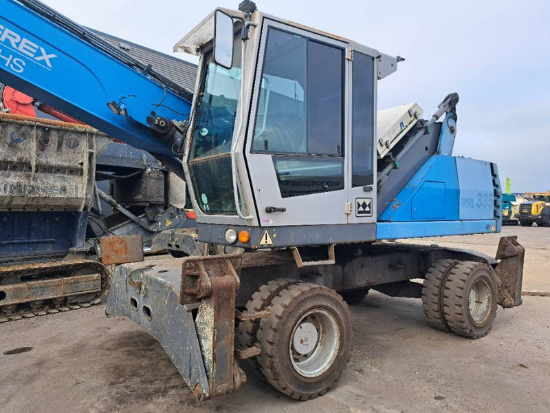 Fuchs MHL 335 - Μηχάνημα Διαχείρισης Υλικών: φωτογραφία 4 Fuchs MHL 335 - Μηχάνημα Διαχείρισης Υλικών: φωτογραφία 4