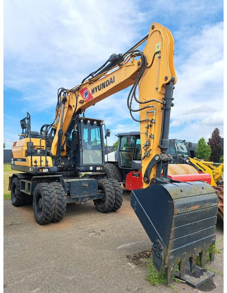 Hyundai HW 140 - Τροχοφόρος εκσκαφέας: φωτογραφία 5 Hyundai HW 140 - Τροχοφόρος εκσκαφέας: φωτογραφία 5