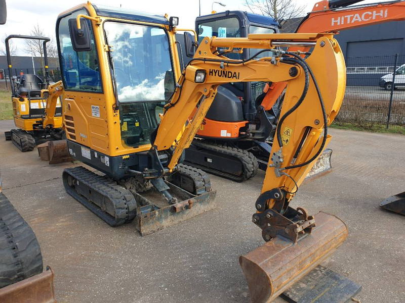 Hyundai R18-9 - Μίνι εκσκαφέας: φωτογραφία 2 Hyundai R18-9 - Μίνι εκσκαφέας: φωτογραφία 2