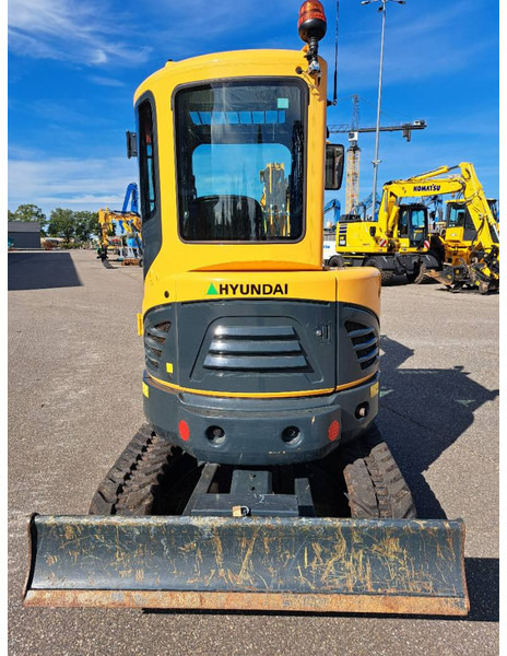 Hyundai R30 Z-9AK - Μίνι εκσκαφέας: φωτογραφία 3 Hyundai R30 Z-9AK - Μίνι εκσκαφέας: φωτογραφία 3