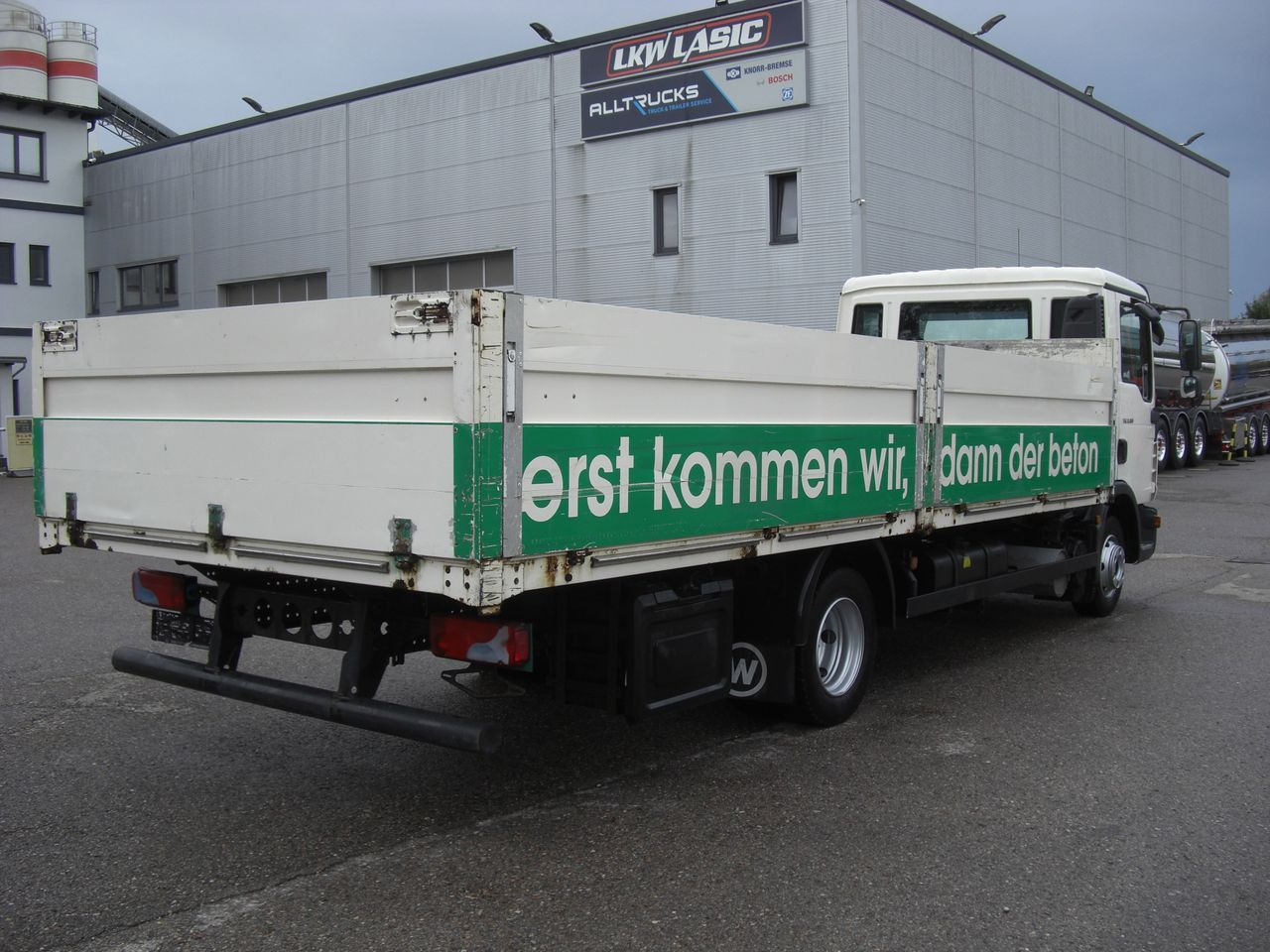 MAN 8180L Pritsche MAN 8180L Pritsche - Μικρό φορτηγό με καρότσα: φωτογραφία 3 MAN 8180L Pritsche MAN 8180L Pritsche - Μικρό φορτηγό με καρότσα: φωτογραφία 3