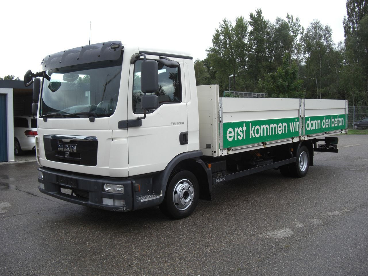 MAN 8180L Pritsche MAN 8180L Pritsche - Μικρό φορτηγό με καρότσα: φωτογραφία 1 MAN 8180L Pritsche MAN 8180L Pritsche - Μικρό φορτηγό με καρότσα: φωτογραφία 1