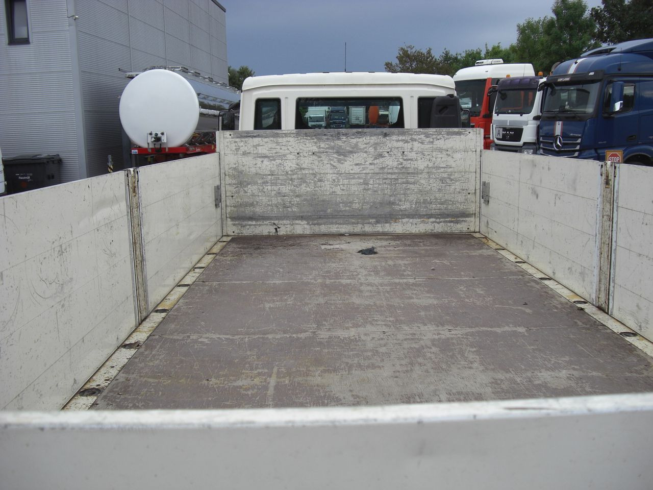 MAN 8180L Pritsche MAN 8180L Pritsche - Μικρό φορτηγό με καρότσα: φωτογραφία 5 MAN 8180L Pritsche MAN 8180L Pritsche - Μικρό φορτηγό με καρότσα: φωτογραφία 5